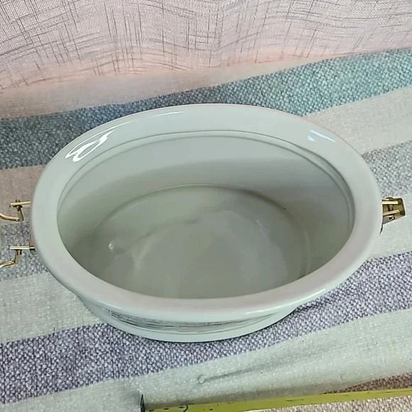 BERRY CANISTER - Picture 11 of 12